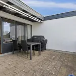 Cosy Small For 4 Persons Дом отдыха Транекер