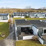 Cosy Small For 4 Persons Дом отдыха *