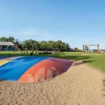 Дом отдыха Cosy Small For 4 Persons *