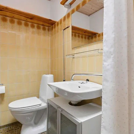 Cosy Small For 4 Persons Дом отдыха Транекер