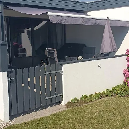 Cosy Small For 4 Persons Дом отдыха Транекер